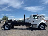 2008 Freightliner M2
