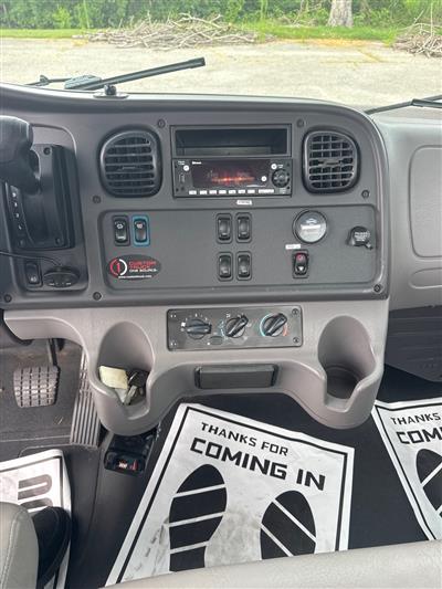2022 Freightliner M2