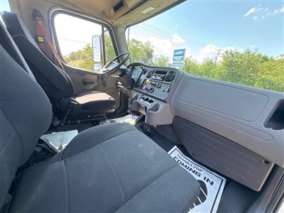 2023 Freightliner M2