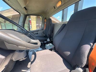 2023 Freightliner M2
