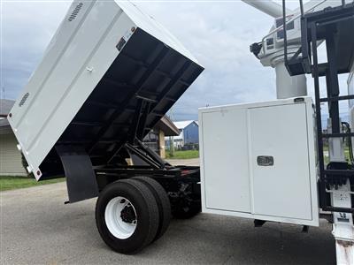 2013 Freightliner M2