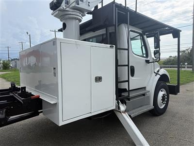 2013 Freightliner M2
