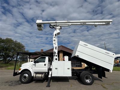 2013 Ford F-750