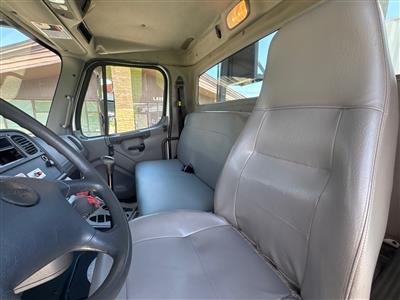 2013 Freightliner M2