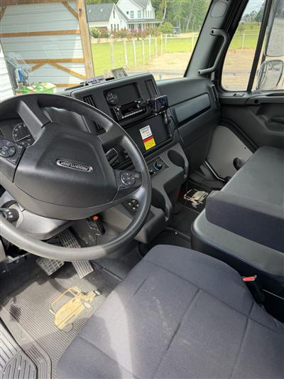 2025 Freightliner M2