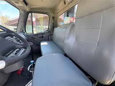 2016 Freightliner M2