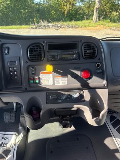 2016 Freightliner M2