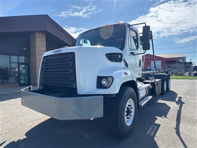 2016 Freightliner 108SD