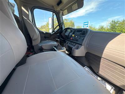 2016 Freightliner 108SD