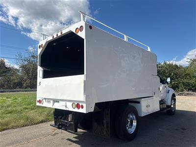 2011 Ford F750