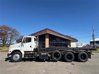 2004 Freightliner FL112