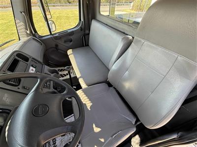 2016 Freightliner M2