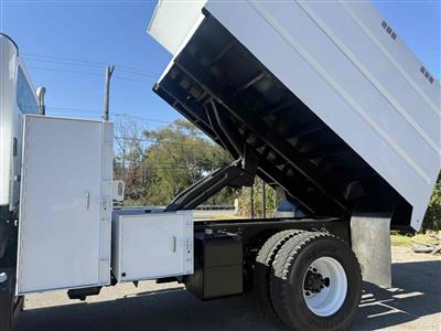 2017 Freightliner M2
