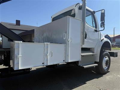 2017 Freightliner M2
