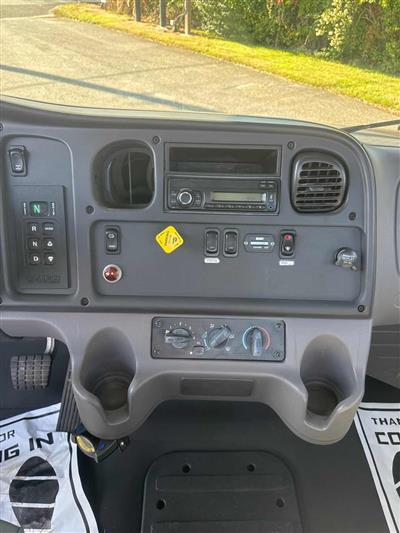 2016 Freightliner M2