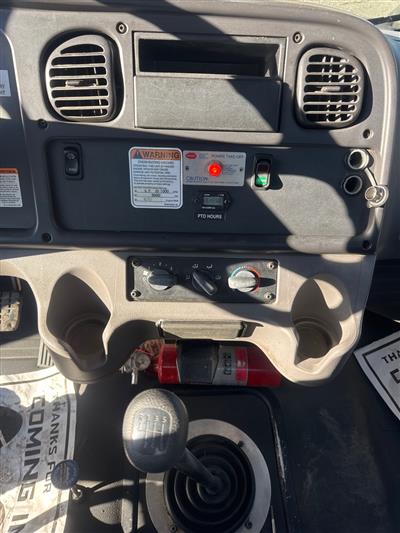 2016 Freightliner M2