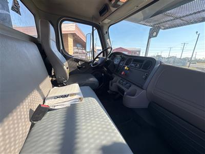 2018 Freightliner M2