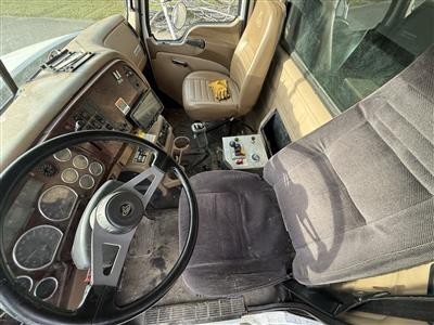 2005 Mack CV