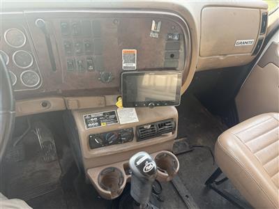 2005 Mack CV
