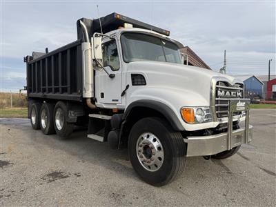 2005 Mack CV