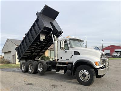 2005 Mack CV