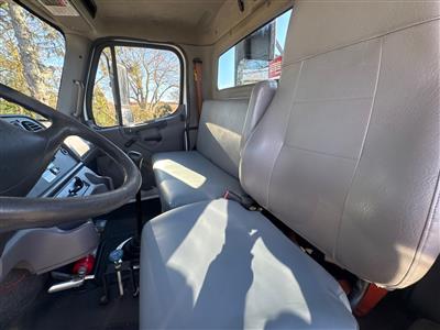 2016 Freightliner M2