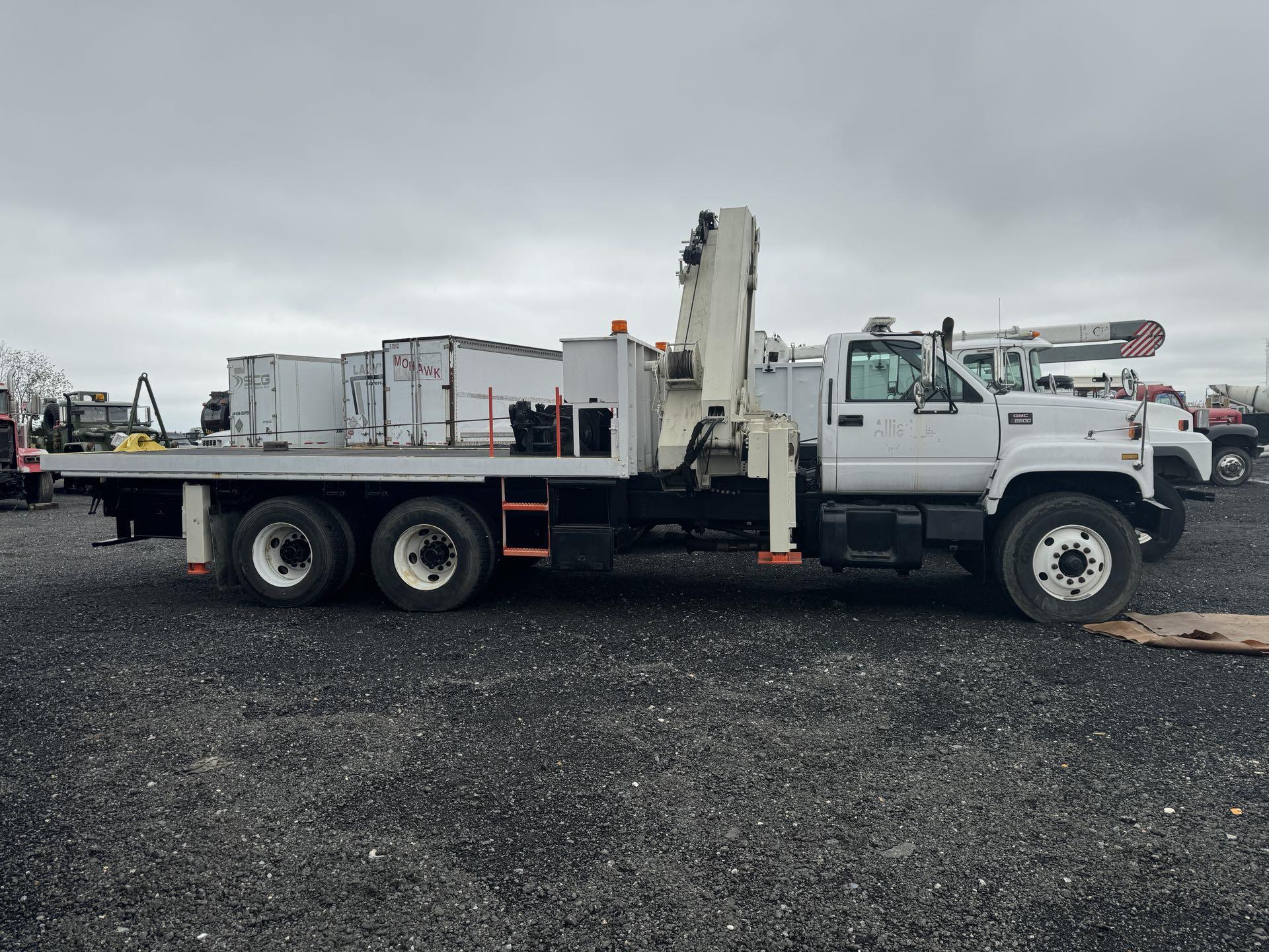 2002 GMC C8500