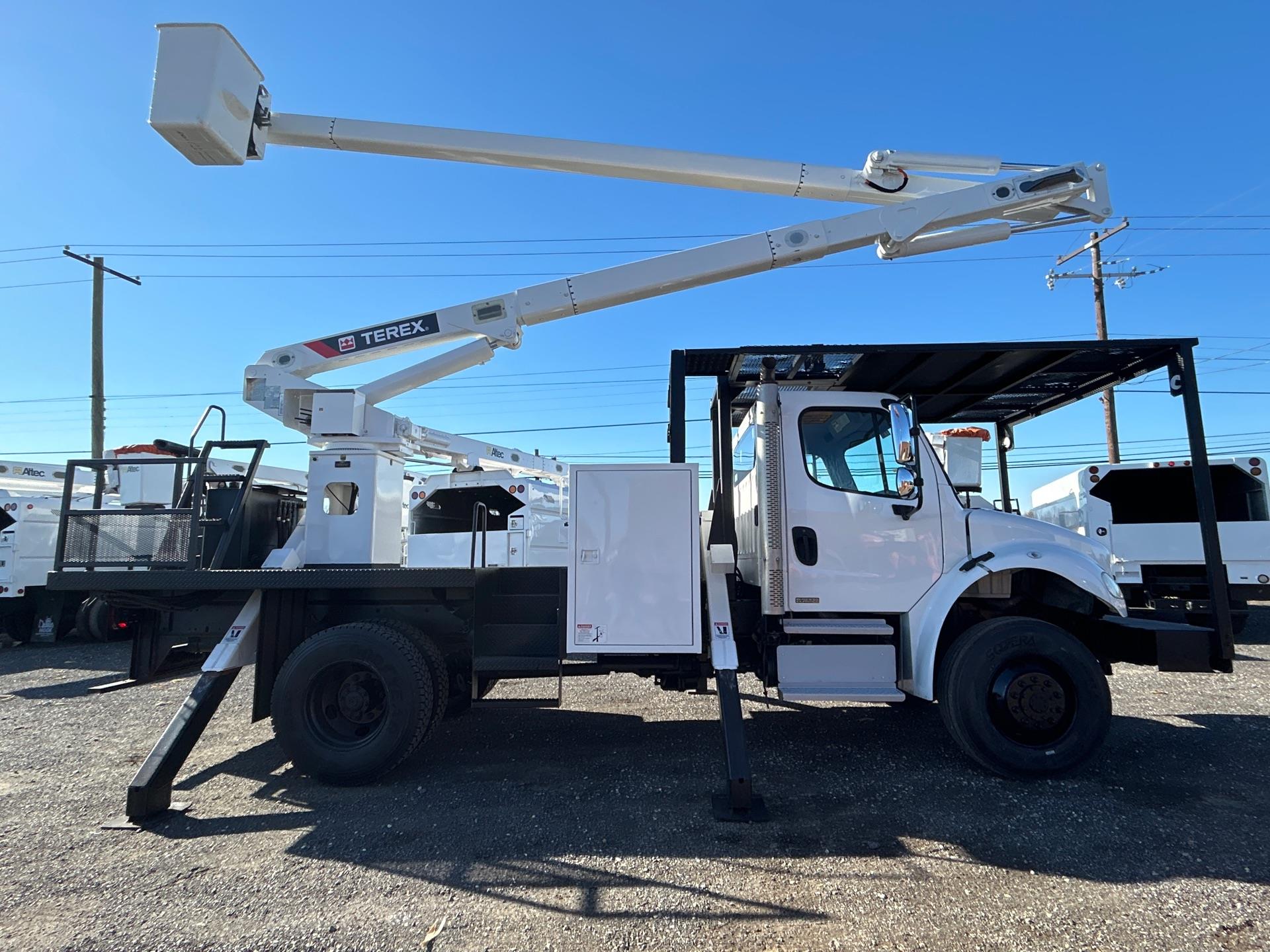 2012 Freightliner M2