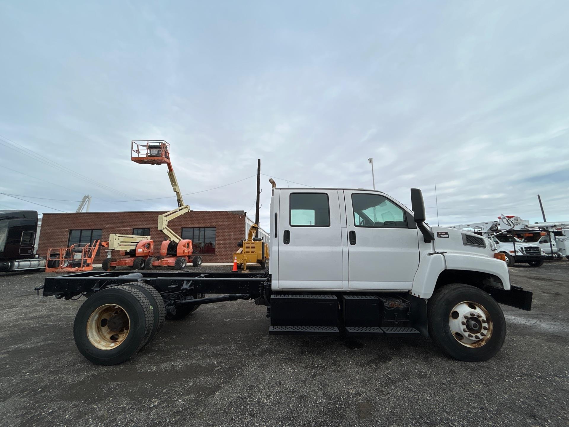 2006 GMC C7