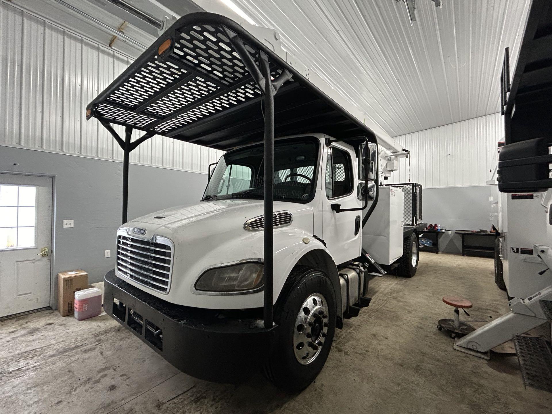 2013 Freightliner M2