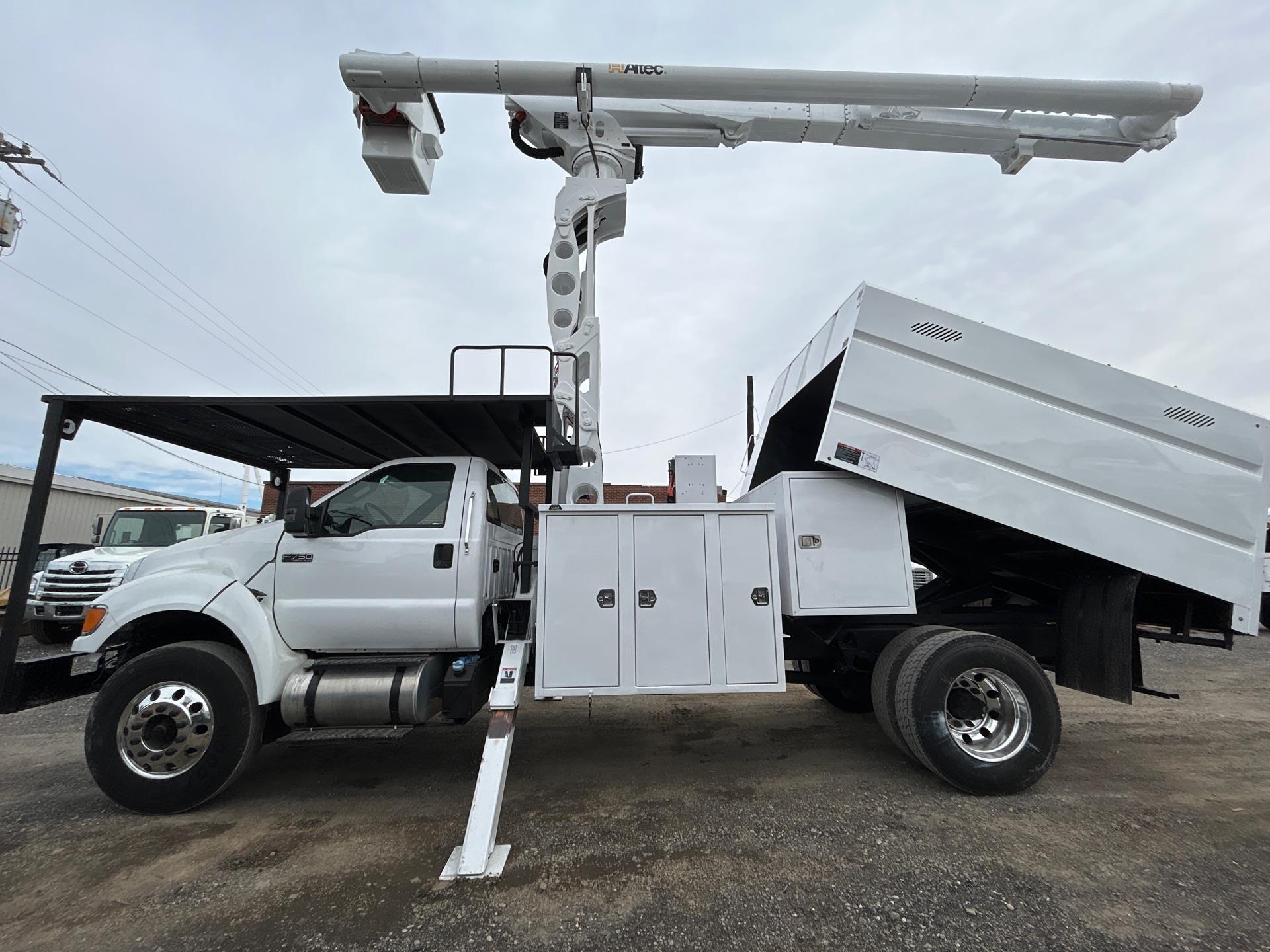 2013 Ford F750