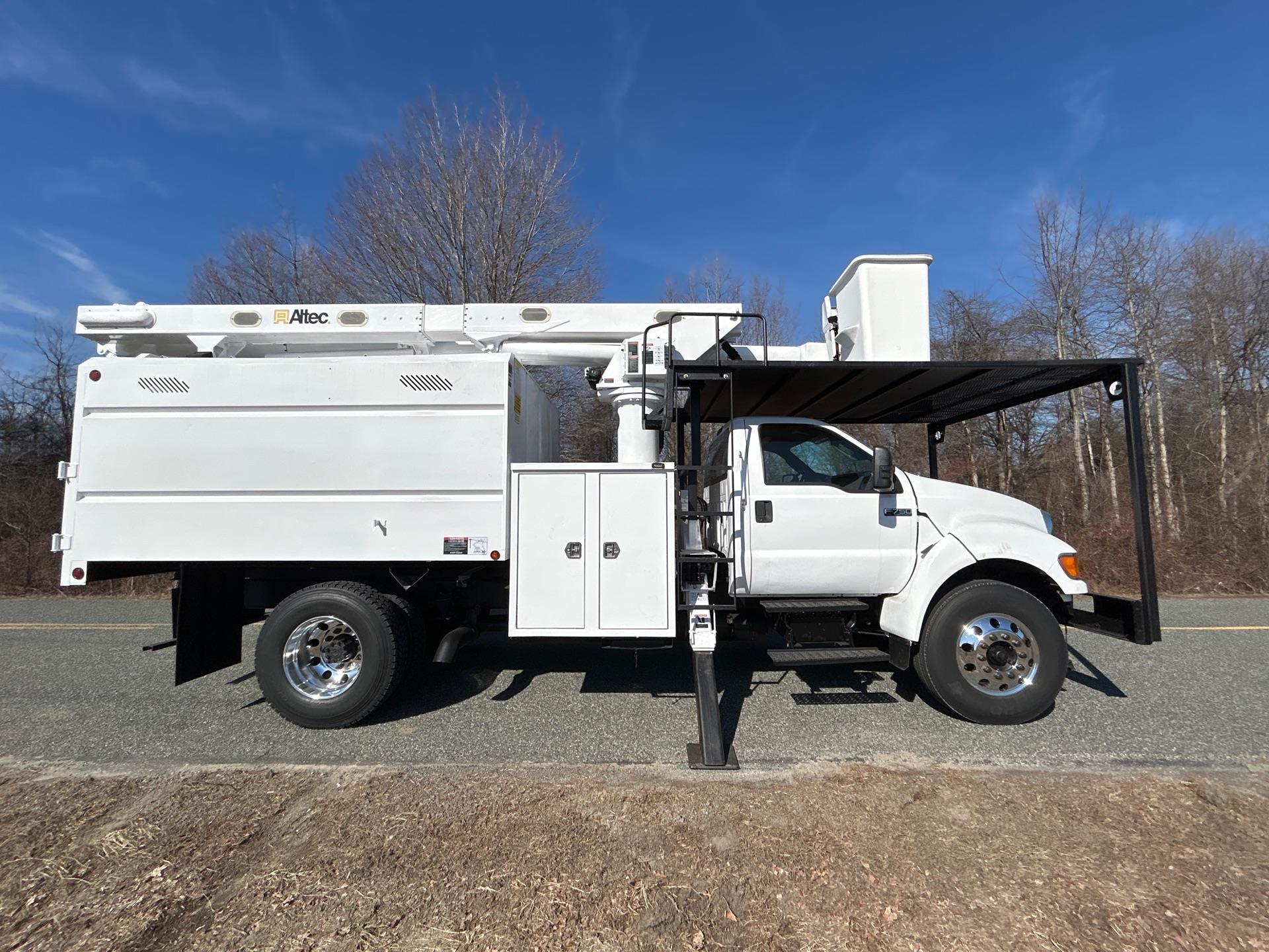 2013 Ford F750