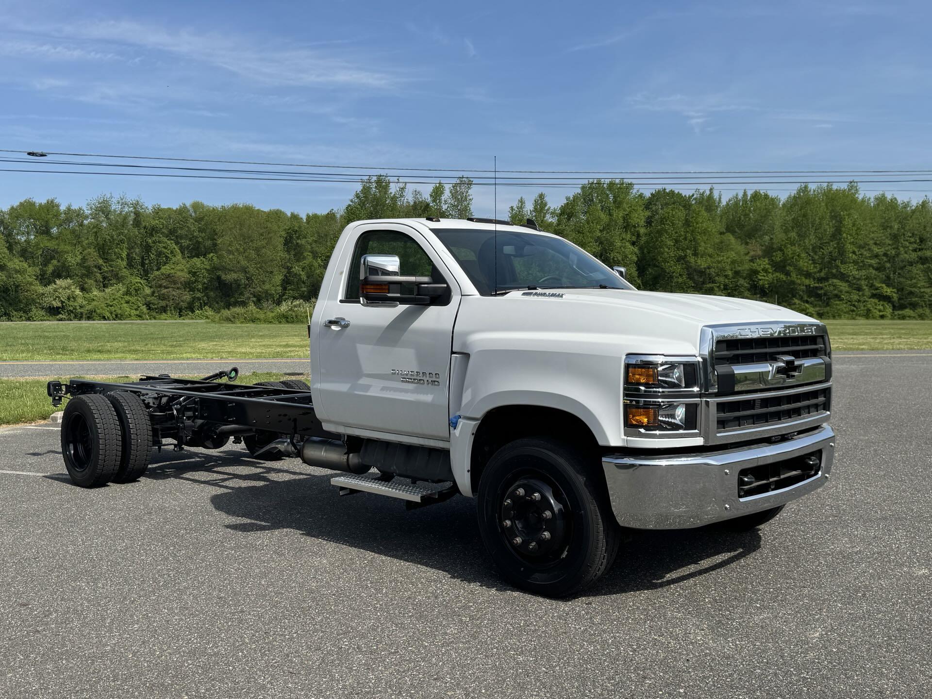 2023 Chevrolet 5500 HD