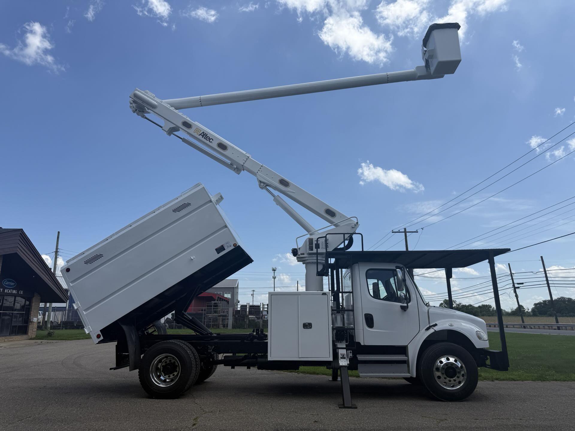 2015 Freightliner M2