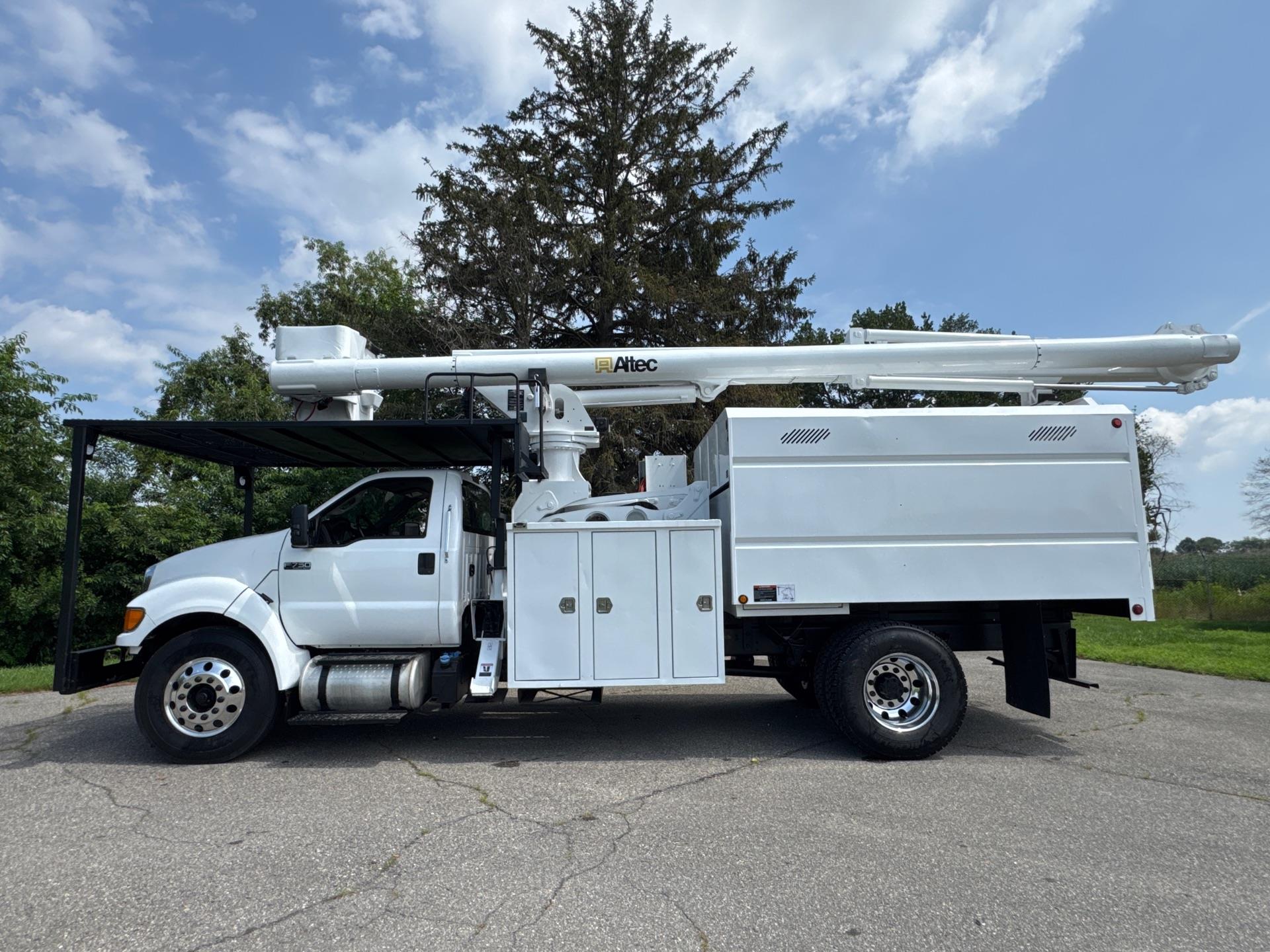 2013 Ford F-750