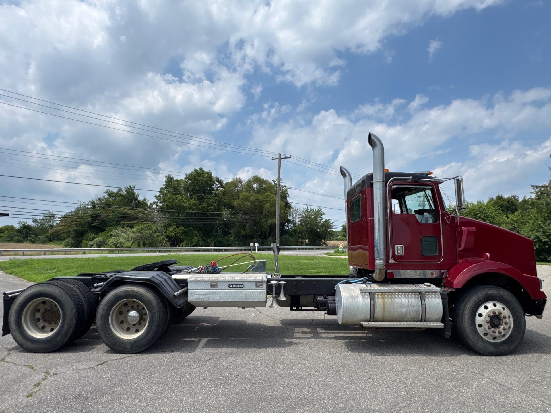 1998 Kenworth T800