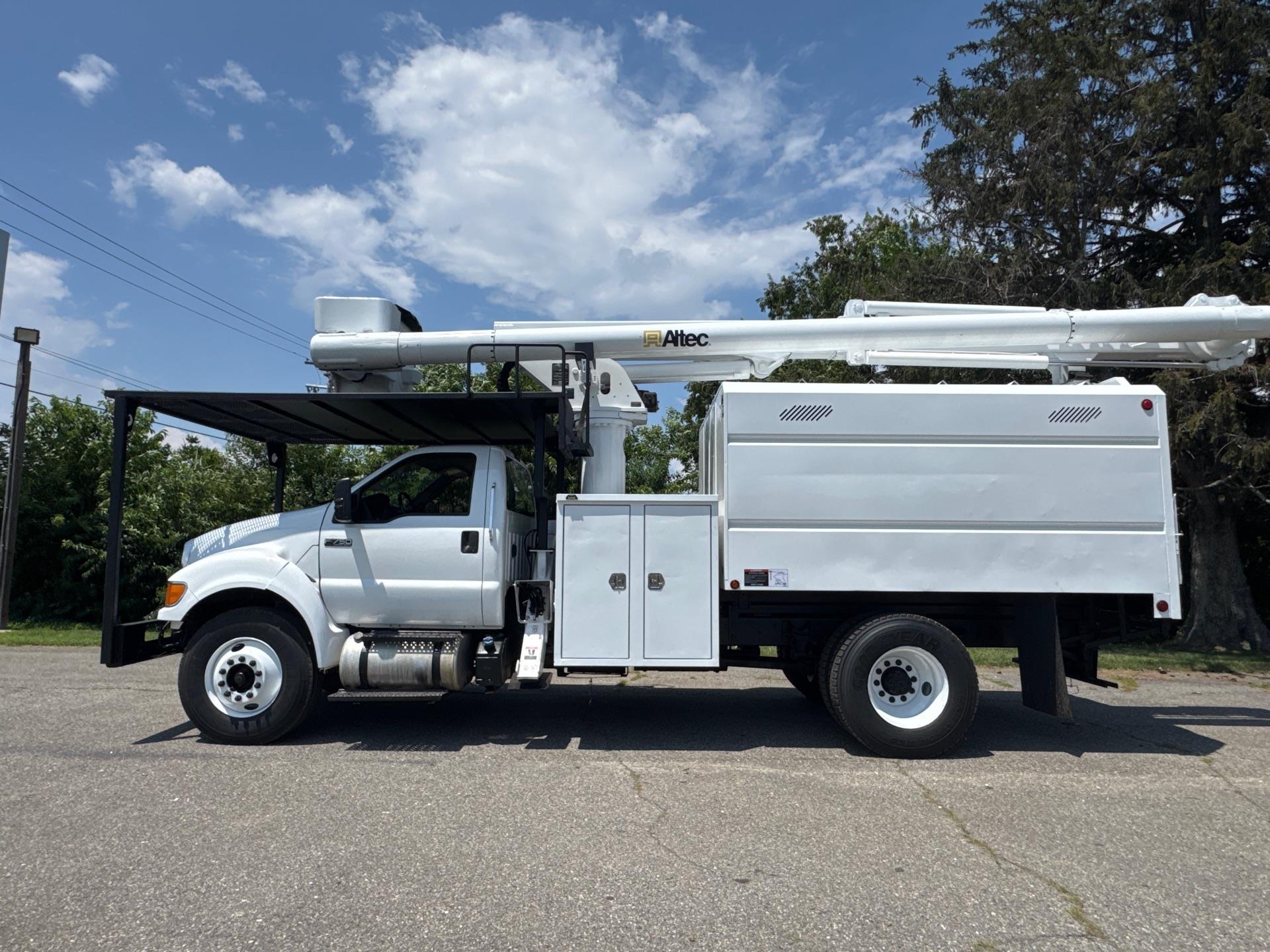 2013 Ford F-750