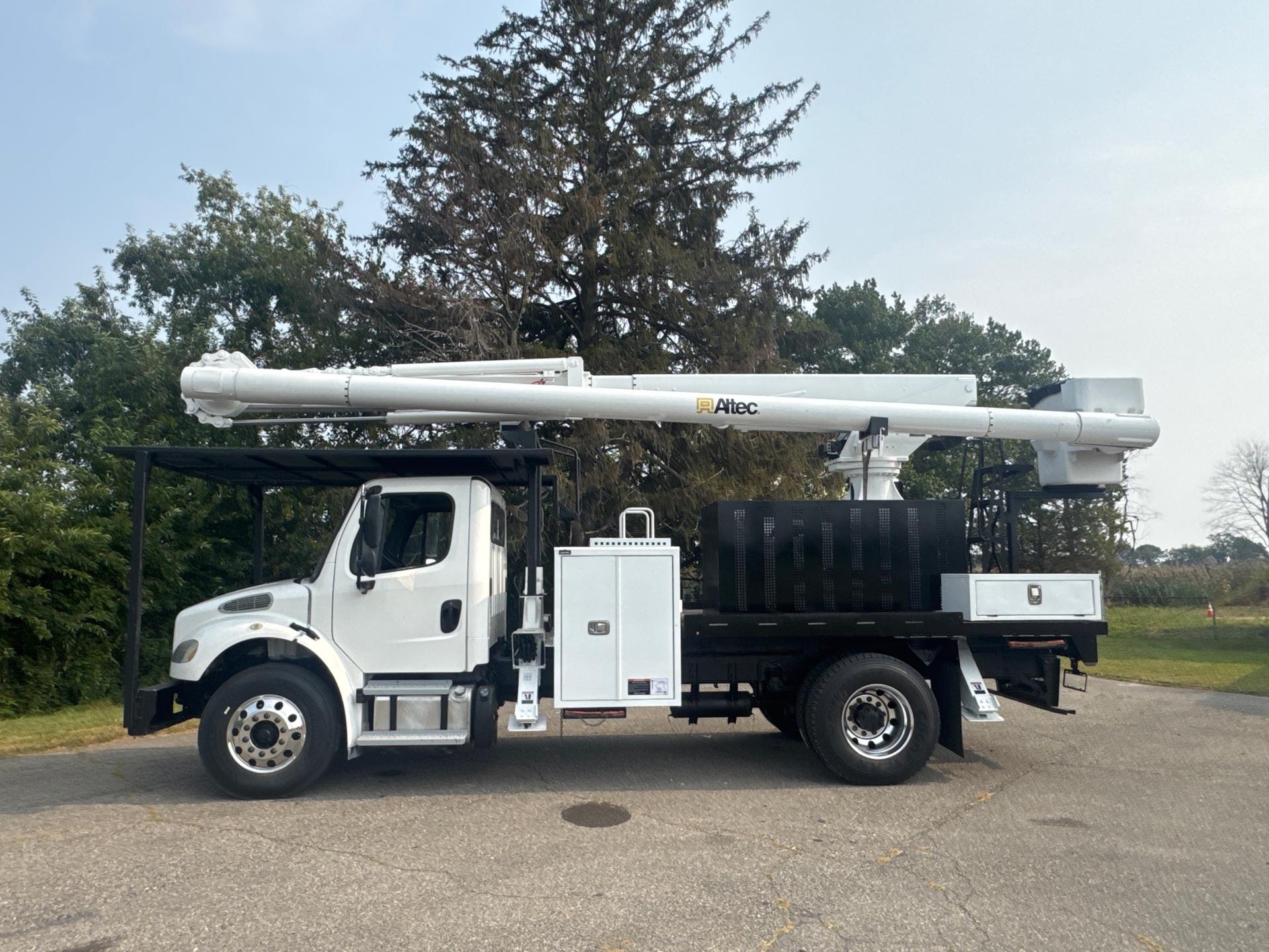 2019 Freightliner M2