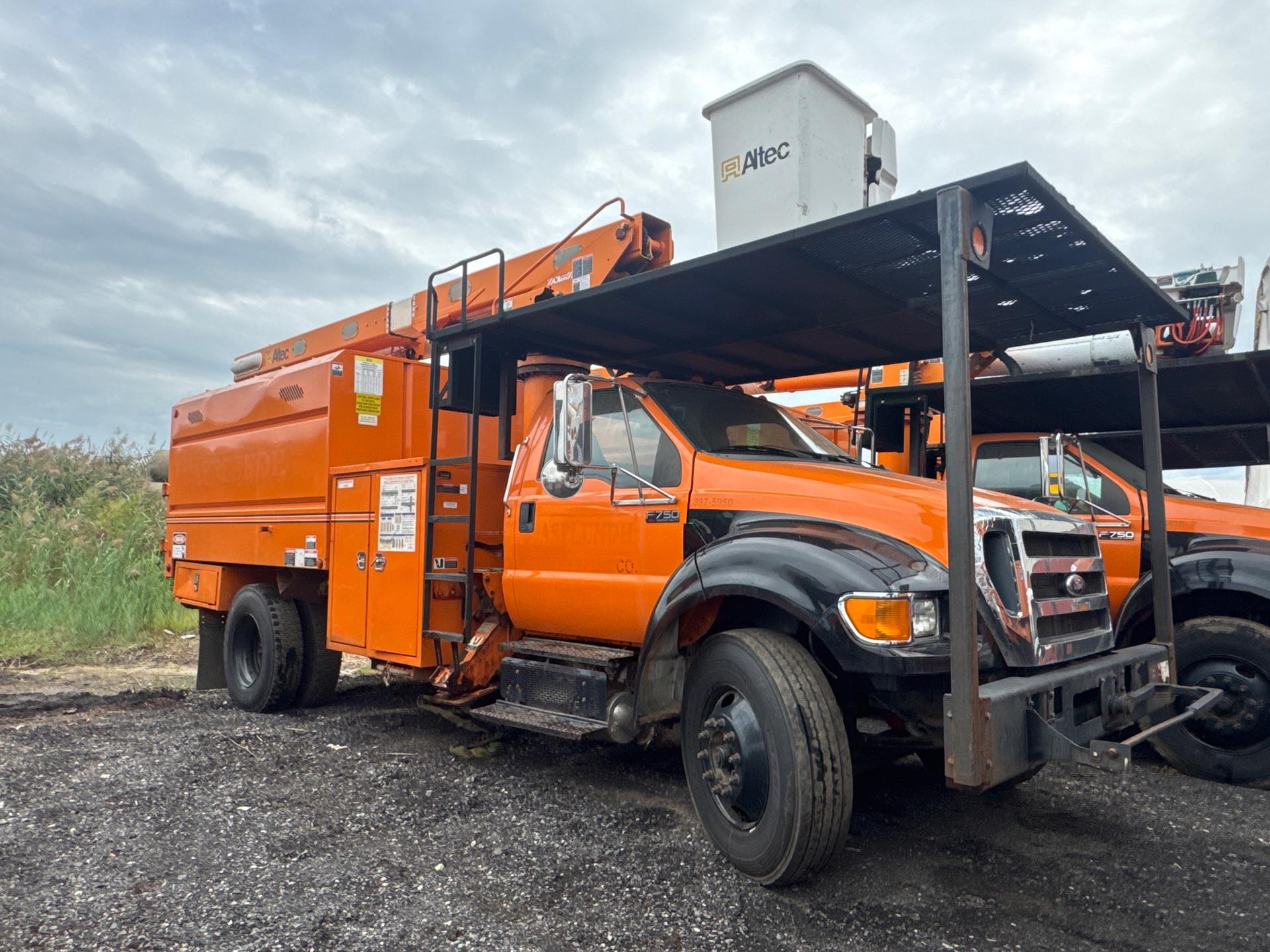 2013 Ford F750