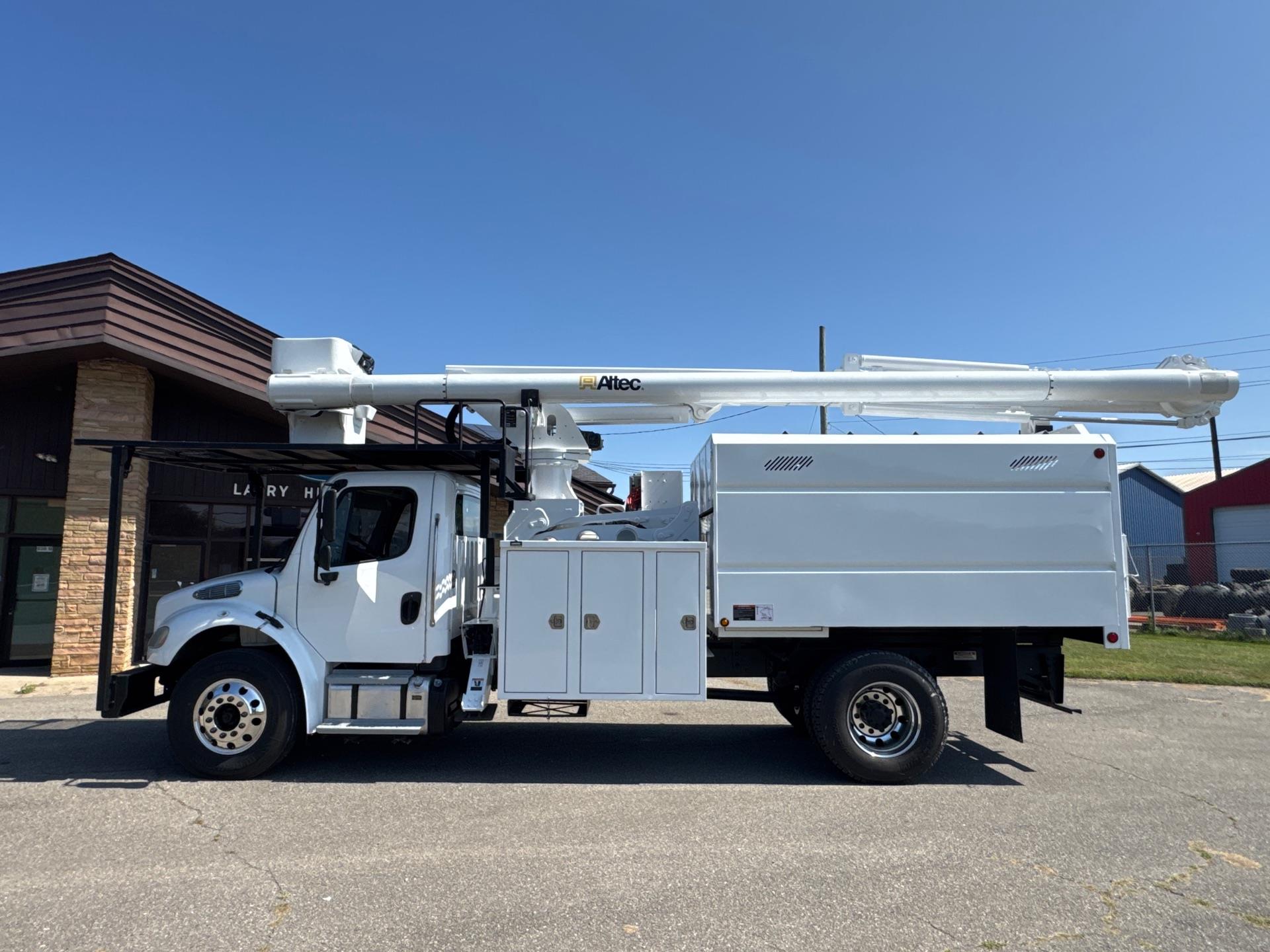 2016 Freightliner M2