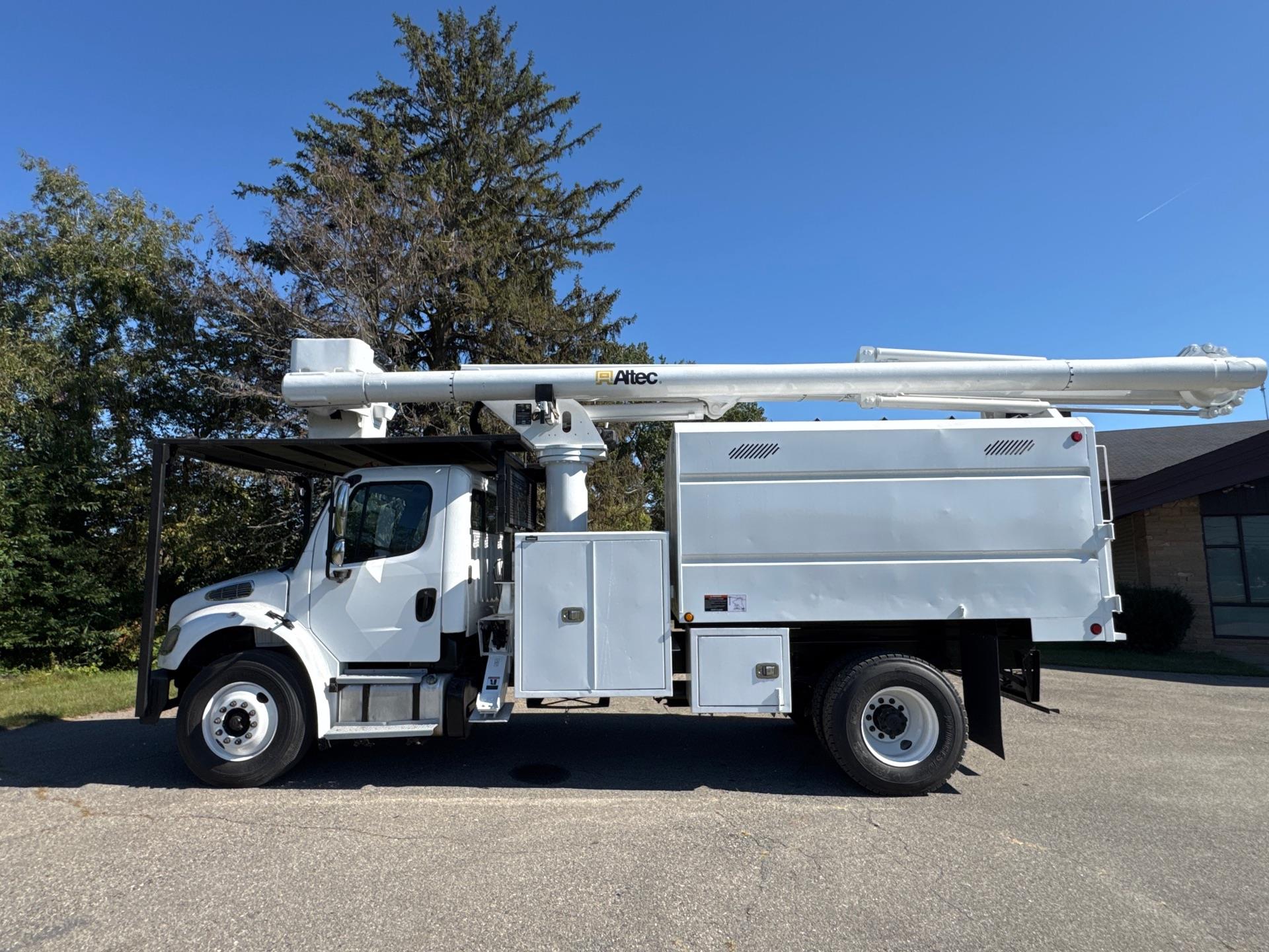 2016 Freightliner M2