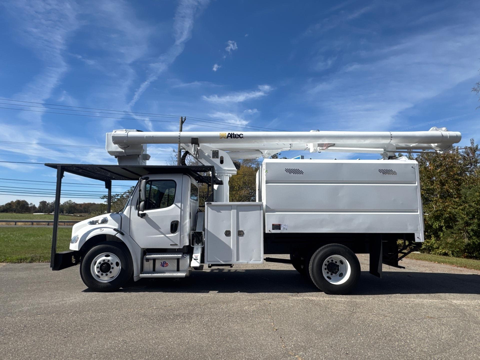 2011 Freightliner M2