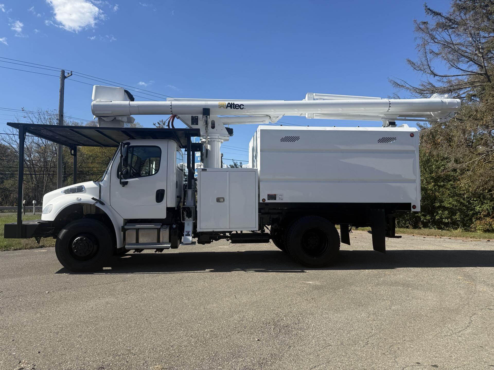 2014 Freightliner M2