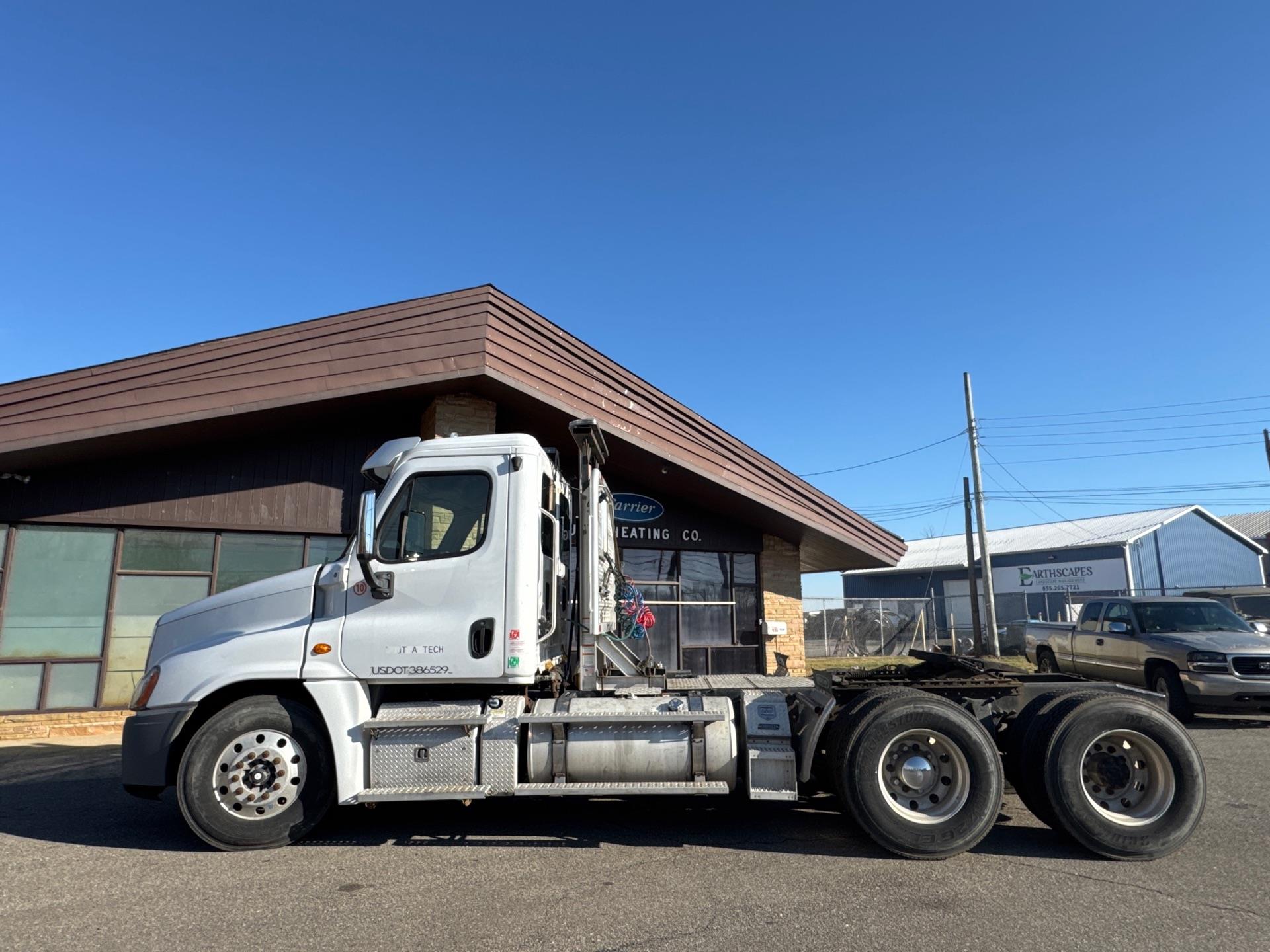2016 Freightliner Cascadia