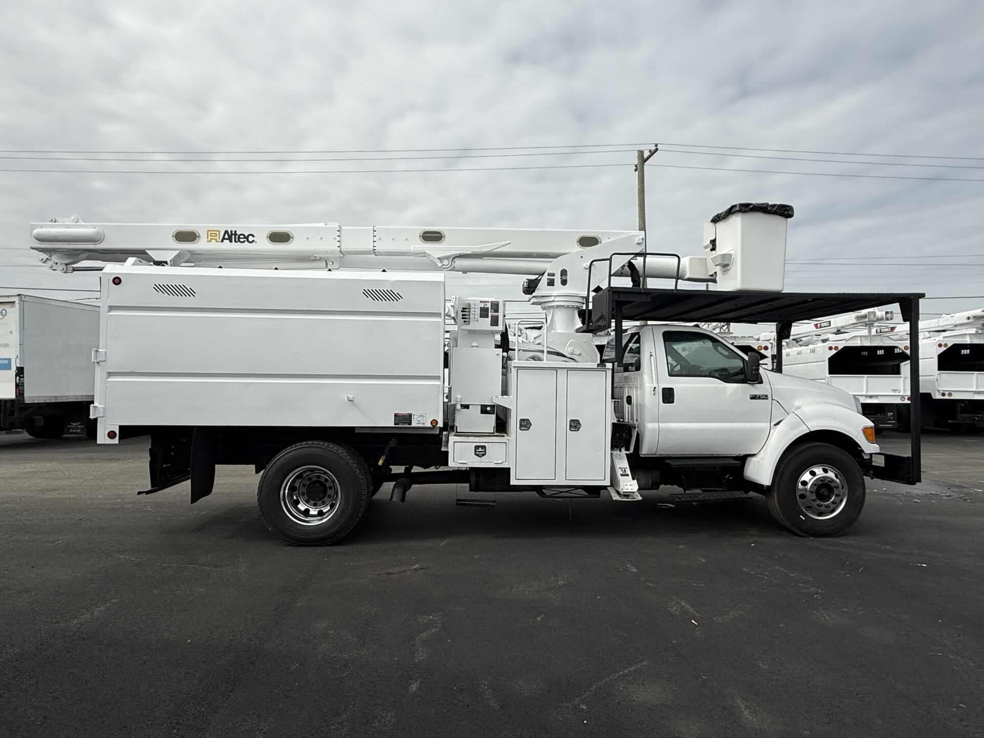 2013 Ford F-750