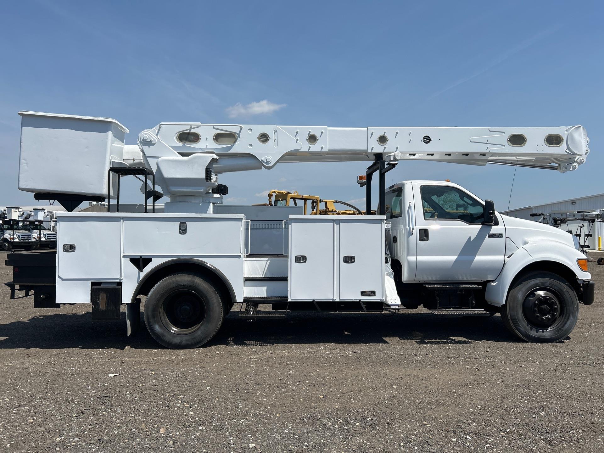 2011 Ford F-750