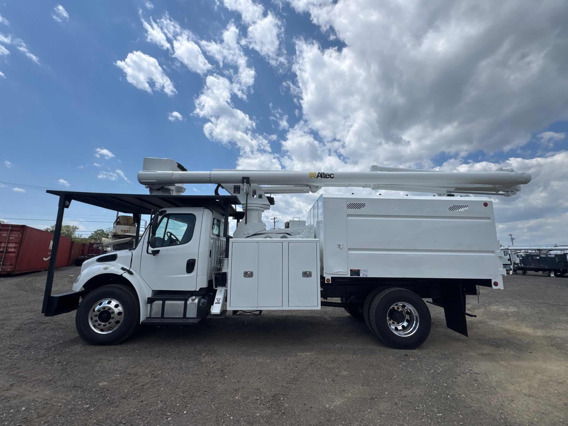 2015 Freightliner M2