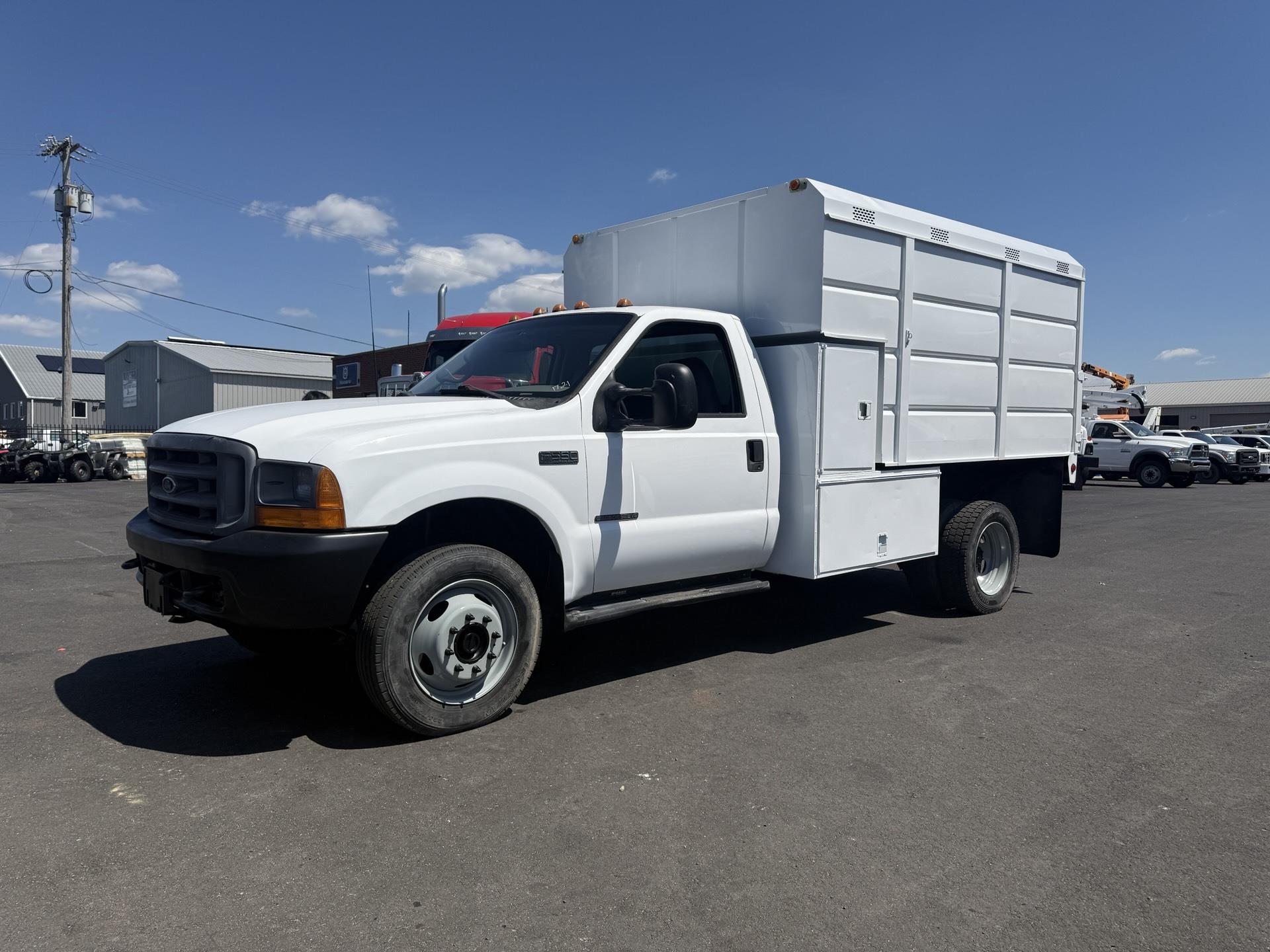 2001 Ford F-550