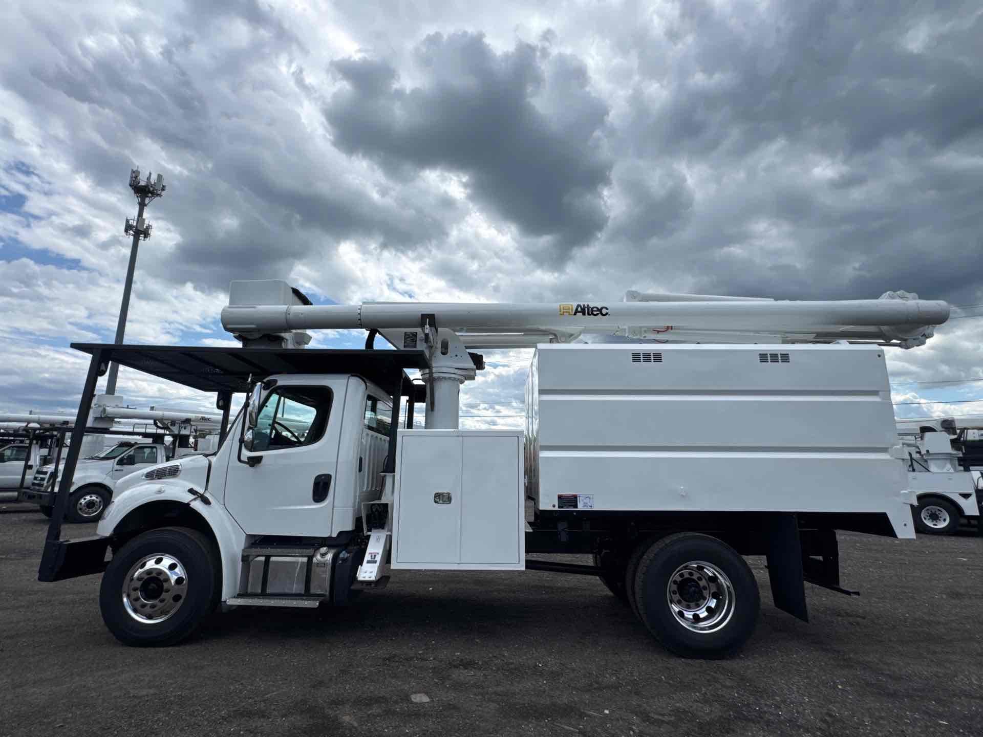 2024 Freightliner M2