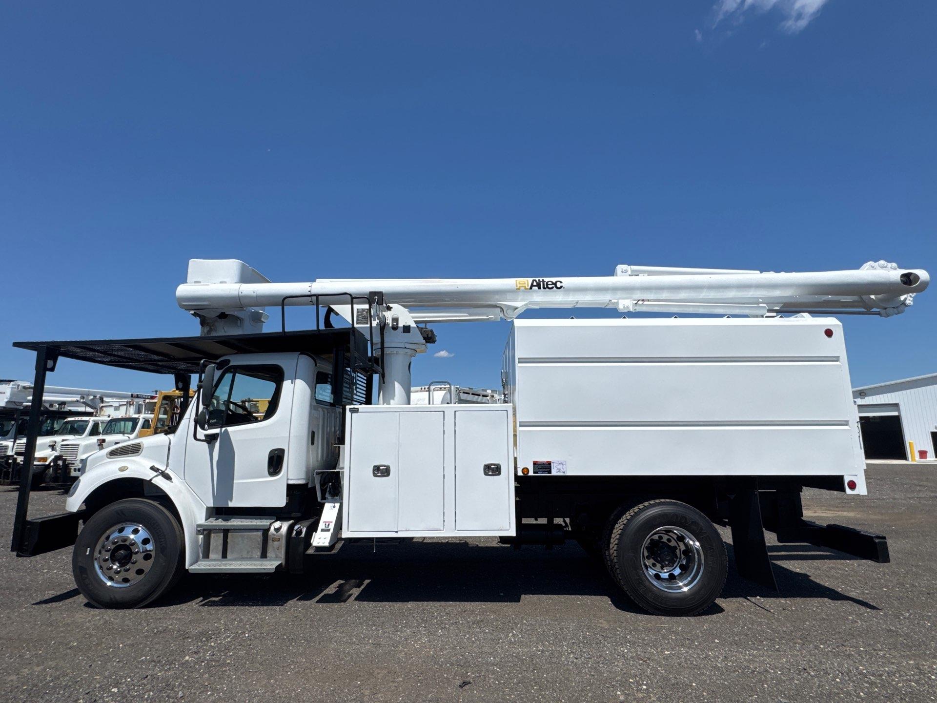 2019 Freightliner M2